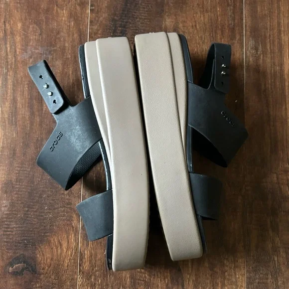 Lite Ride By Crocs Womens Brooklyn Low Wedge Sandals Size W7 Open-toe Black - Picture 5 of 8